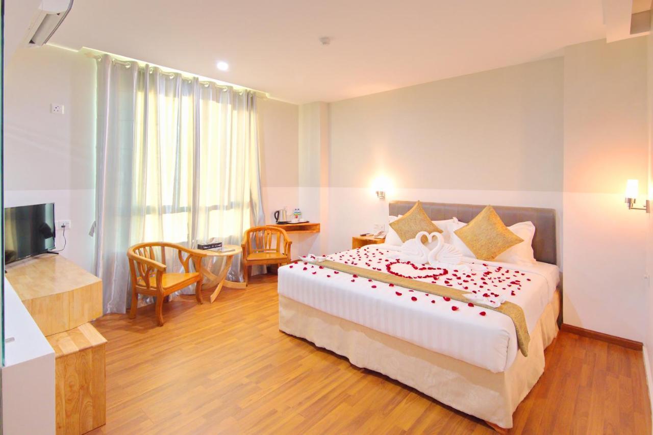 Gold Leaf Hotel Mandalay Eksteriør bilde