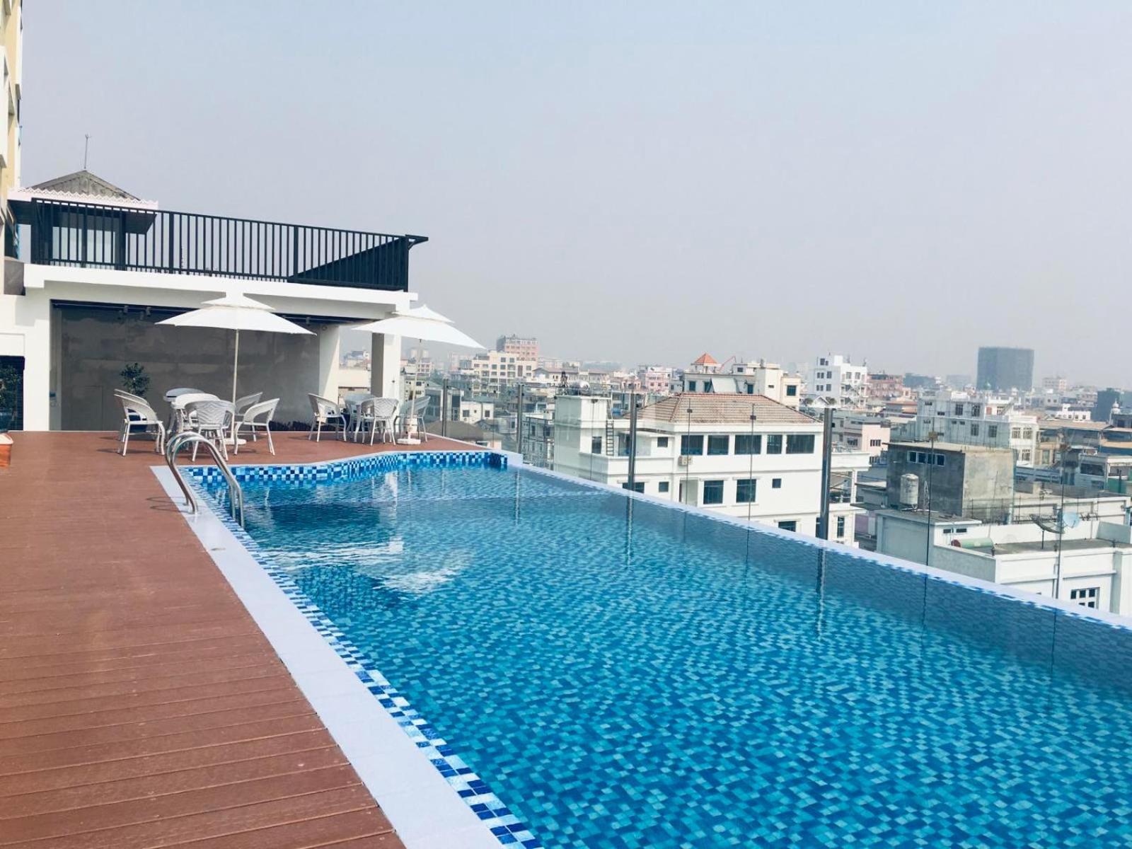 Gold Leaf Hotel Mandalay Eksteriør bilde